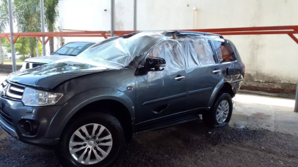 Pajero Dakar 2018 3.2 4x4 Automatico - Image 3